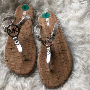 Michale Kors sandals flip flops silver cork 8